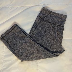 Patagonia grey cropped leggings